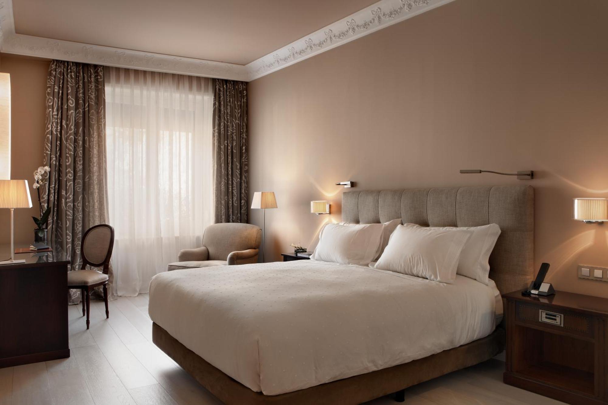Hotel Rector Salamanka Exteriér fotografie A bedroom at the hotel